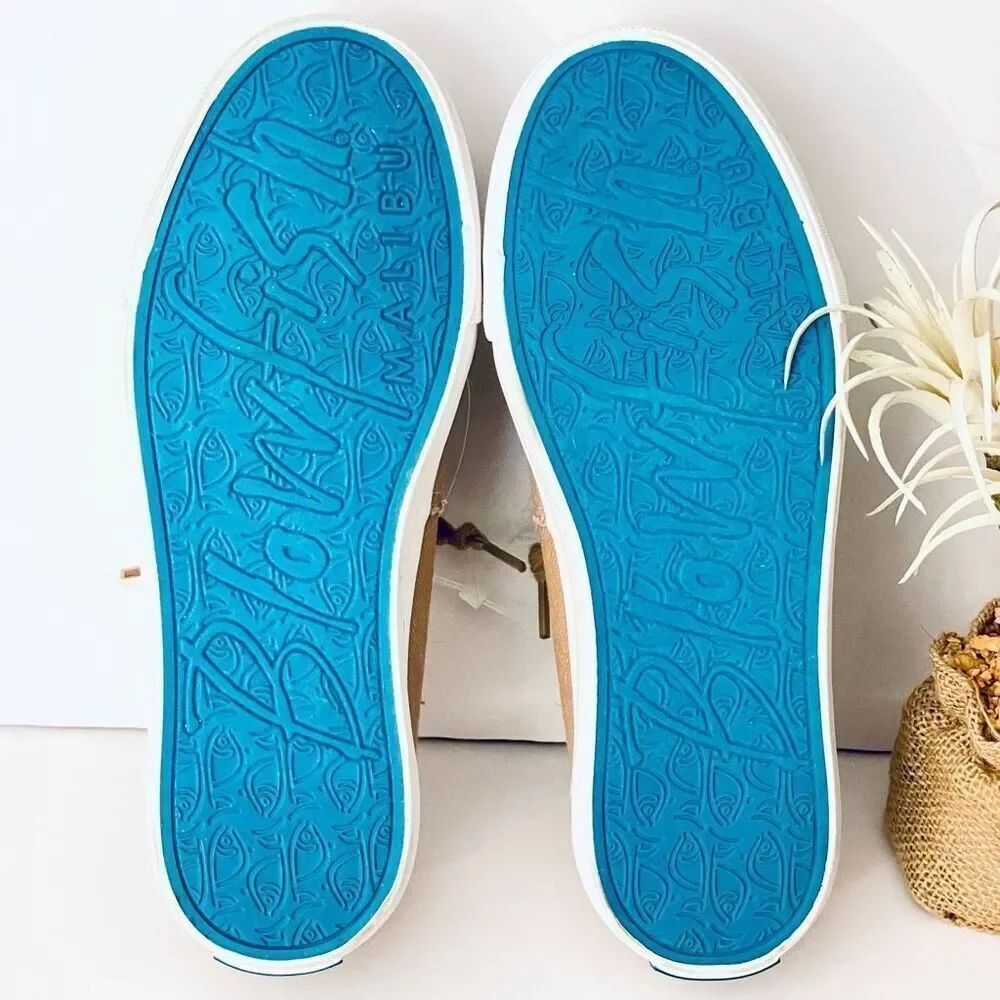 NWT Gorgeous Blowfish Malibu 8 Tan Sherpa Lined Memory foam Cushioned Sneakers - Picture 11 of 12